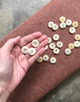 Recycled Mother of Pearl Buttons 18 MM - Rosa Pomar - The Little Yarn Store