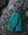 Soothing Stitches: Knits for a Quiet Mind - Laine - The Little Yarn Store