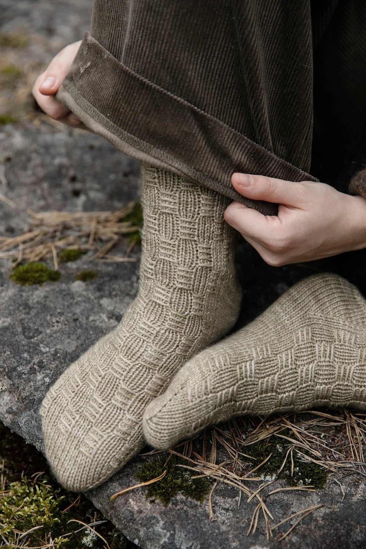 52 Weeks of One-Skein Knits Laine | The Little Yarn Store