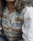 Shetland Shades: Stories in Wool