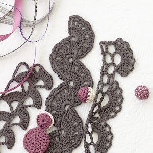 Complete Crochet Handbook - Eveline Hetty - Burkart, Beate Hilbig, and Beatrice Simon - The Little Yarn Store