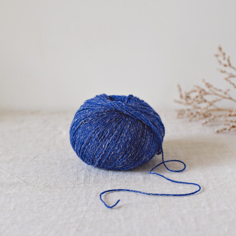 De Rerum Natura Alice - De Rerum Natura - Gentiane - The Little Yarn Store