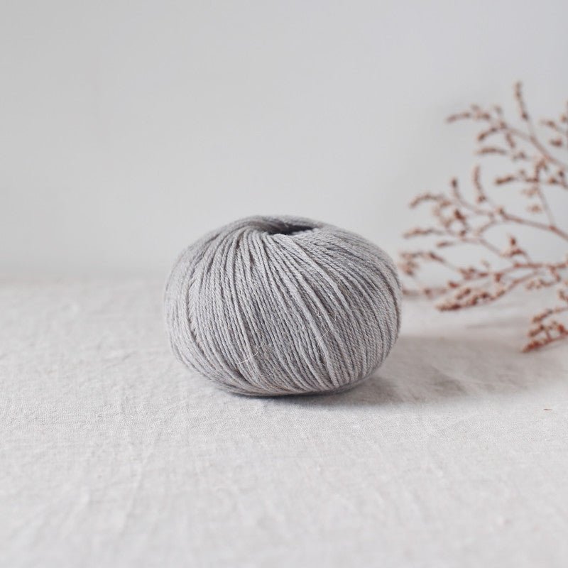 De Rerum Natura Alice - De Rerum Natura - Ricochet - The Little Yarn Store