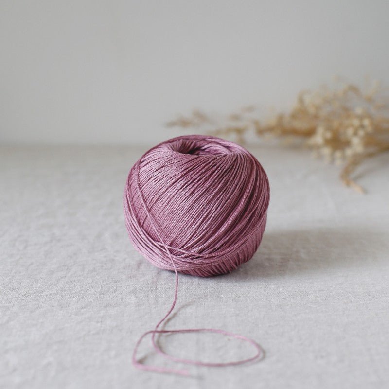 De Rerum Natura Antigone - De Rerum Natura - Hellébore - The Little Yarn Store