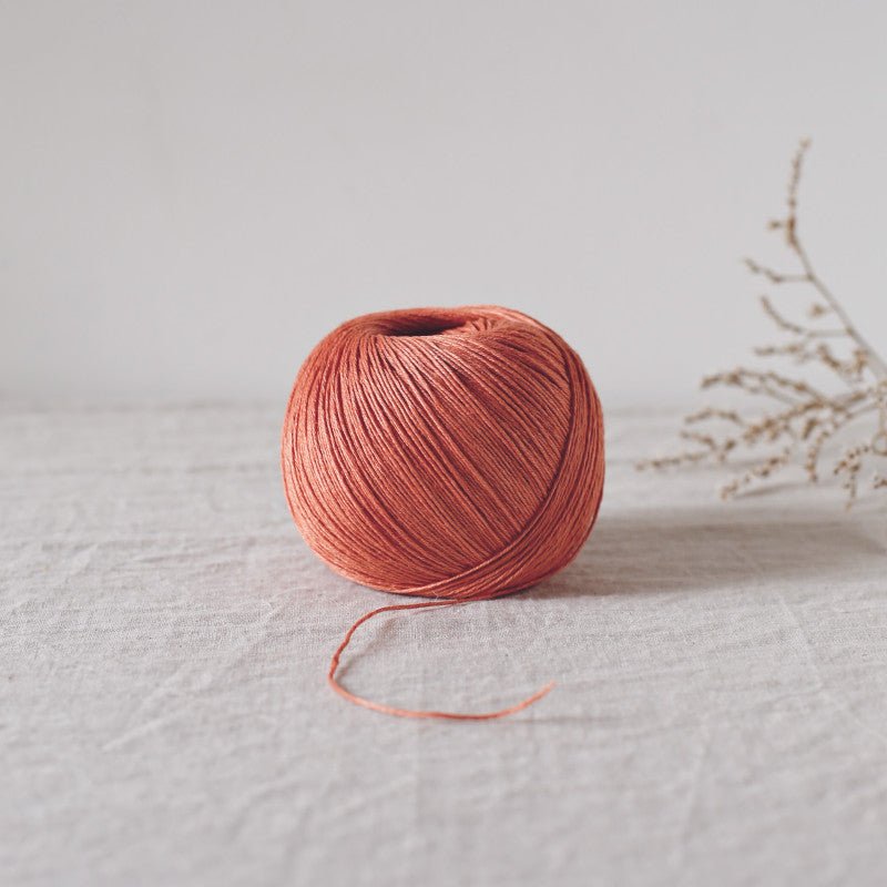 De Rerum Natura Antigone - De Rerum Natura - Pêche Dorée - The Little Yarn Store