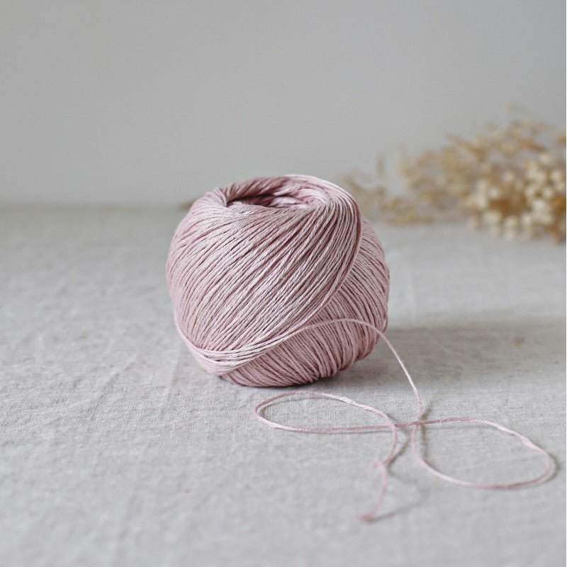 De Rerum Natura Antigone - De Rerum Natura - Pivoine - The Little Yarn Store
