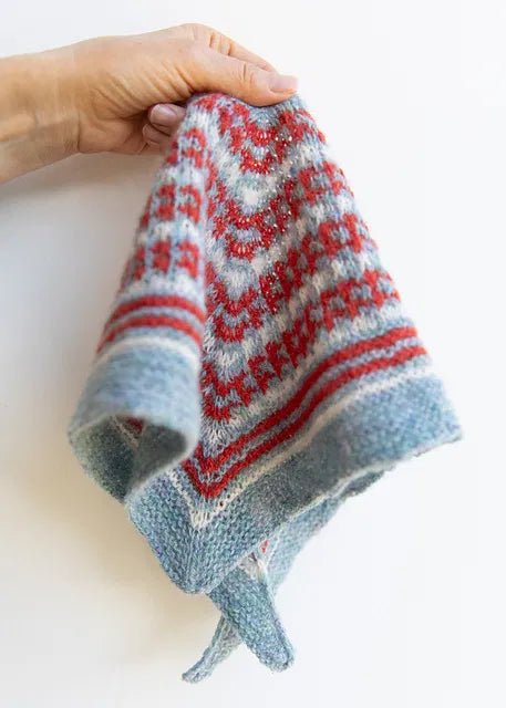 Isla Shawl Knitting Kit - Biches & Buches - The Little Yarn Store