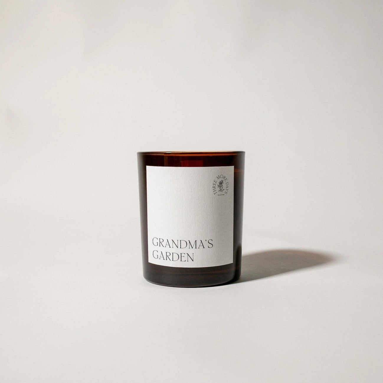 Three More Days Collection Amber Candles - Three More Days Collection - Grandma&#39;s Garden: White Musk / Basil / Neroli / Bergamot - The Little Yarn Store