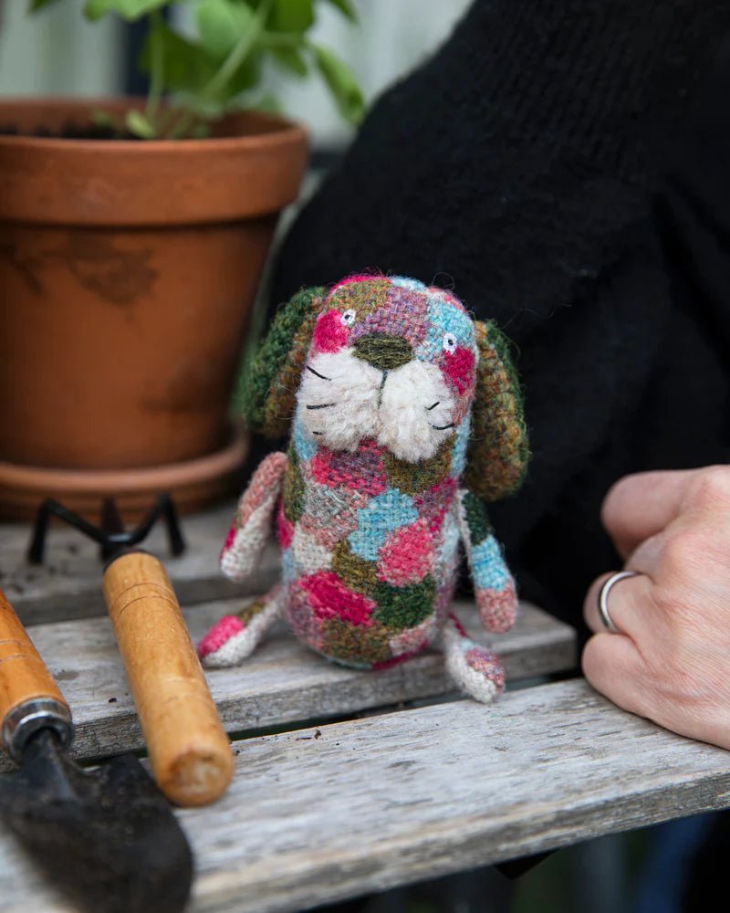 Tiny Friends: A Guide to Mosaic Embroidery - Laine - The Little Yarn Store