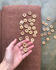 Wooden Buttons 20 MM - Rosa Pomar - The Little Yarn Store