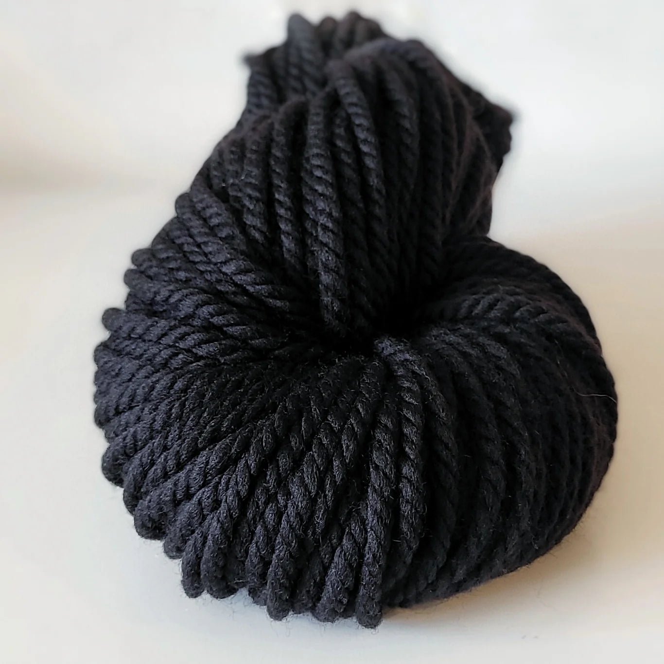 Woolly Yarn Co Super Woolly - Woolly Yarn Co - 20 Noir - The Little Yarn Store