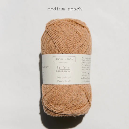 Biches &amp; Buches Le Petit Lambswool - Medium Peach - 4 Ply - Biches &amp; Buches - The Little Yarn Store