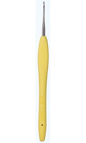 Clover Amour Crochet Hook - 1.5 mm - Clover - Hooks - The Little Yarn Store