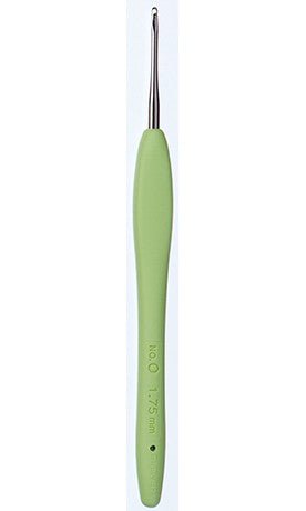 Clover Amour Crochet Hook - 1.75 mm - Clover - Hooks - The Little Yarn Store