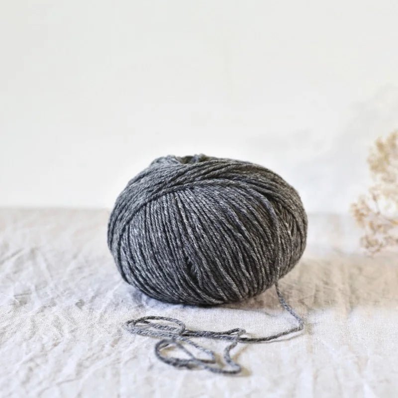 De Rerum Natura Gilliatt - De Rerum Natura - Granit - The Little Yarn Store