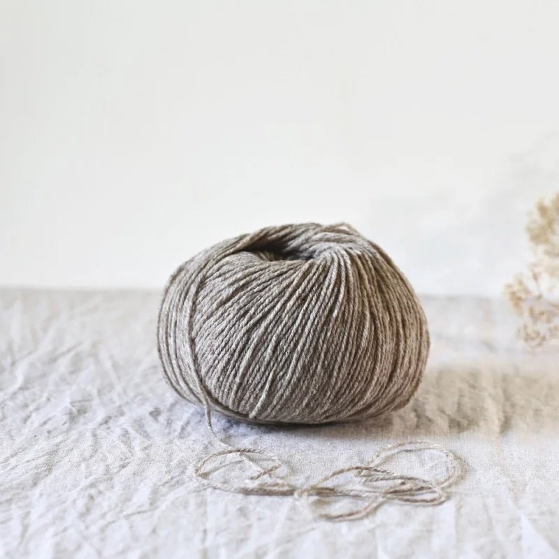 De Rerum Natura Gilliatt - De Rerum Natura - Poivre et Sel - The Little Yarn Store