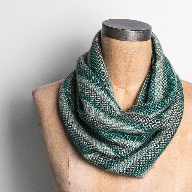 Lexington Cowl Knitting Kit - Michael Vloedman - The Little Yarn Store