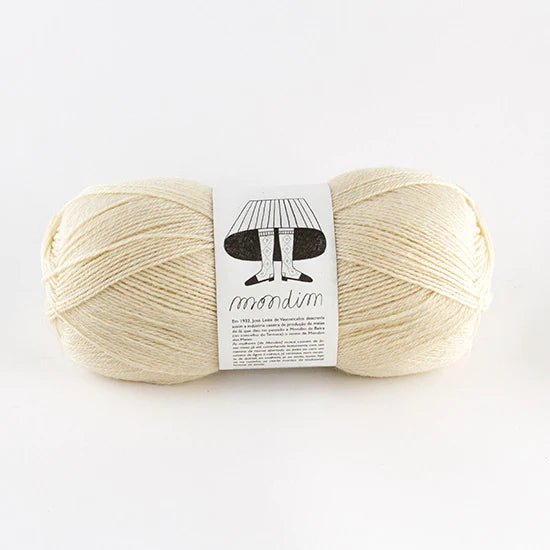 Rosa Pomar Mondim - 100 Undyed White - 4 Ply - Coming Soon - The Little Yarn Store